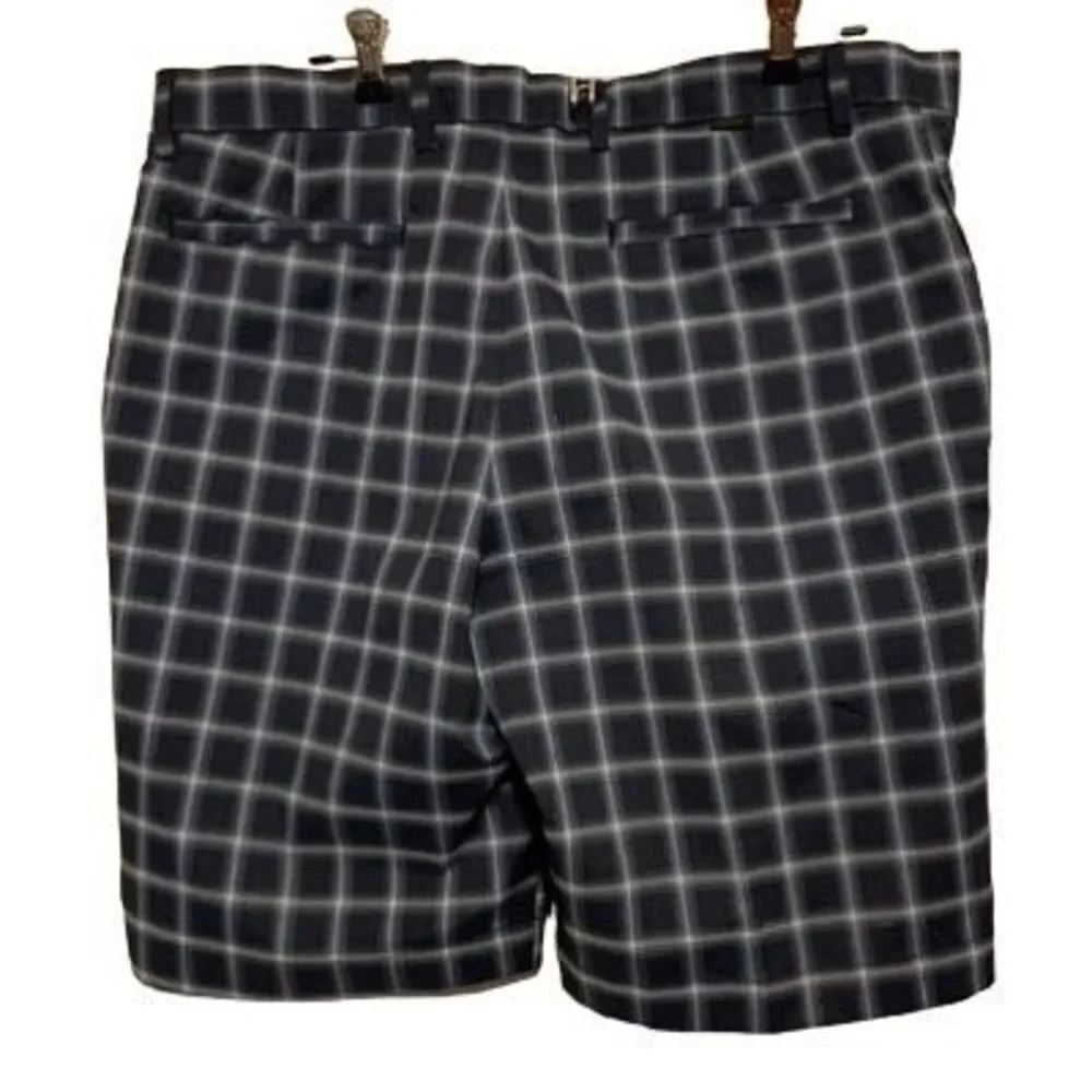Greg Norman Size 36 Blue Checked Shorts